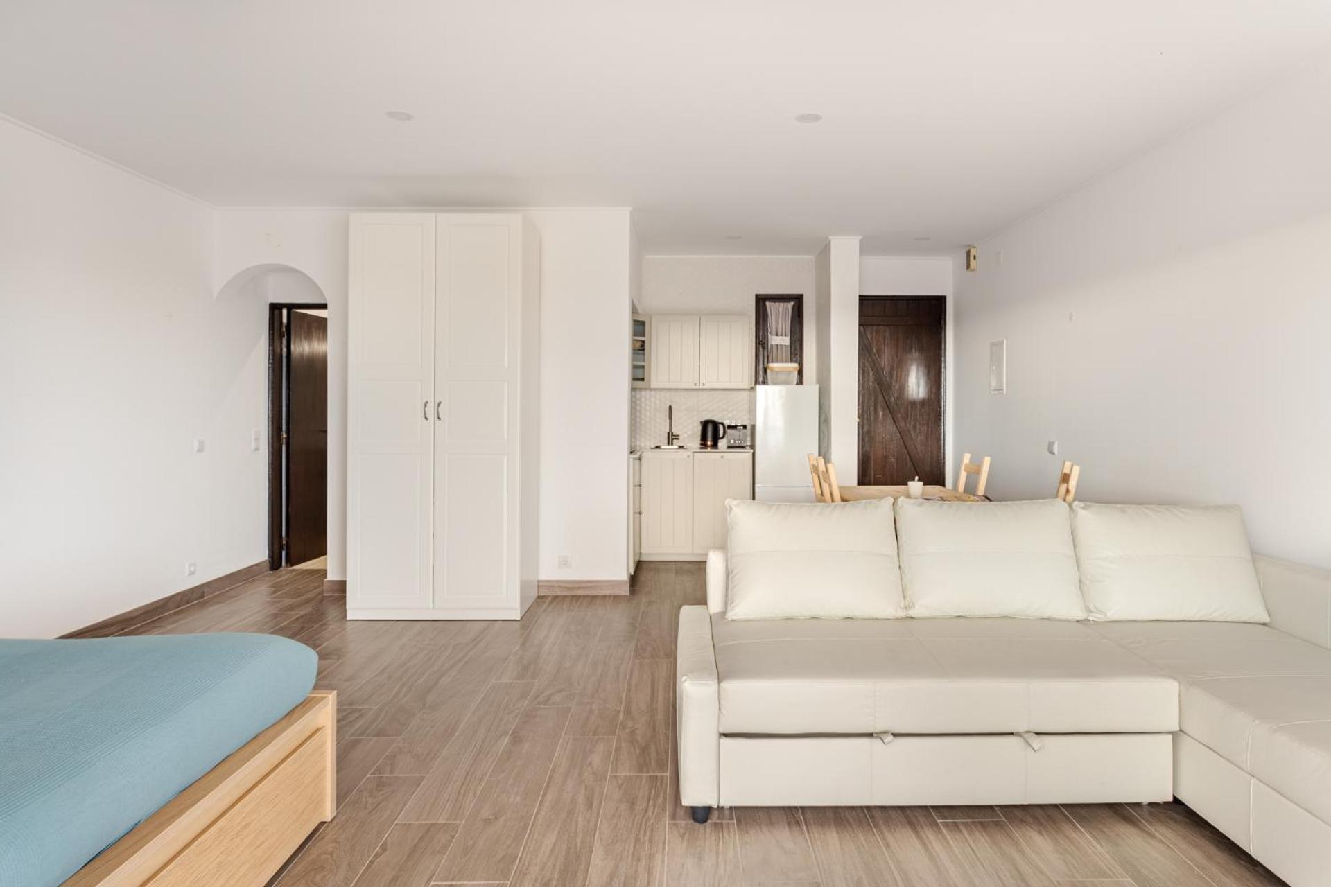 Colmeal  Estudio 24 Em Santa Barbara De Nexe - Faro מראה חיצוני תמונה